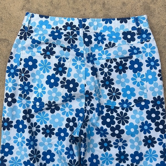 Another Girl Eco floral Cropped Hihh Rise Pants Women's Size 6 - Picture 8 of 10